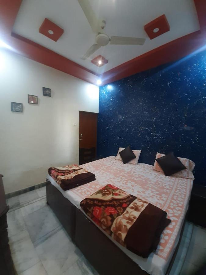 Friends Guest House & Hostel Agra  Eksteriør bilde