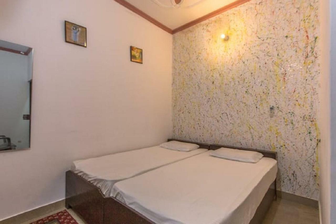 Friends Guest House & Hostel Agra  Eksteriør bilde